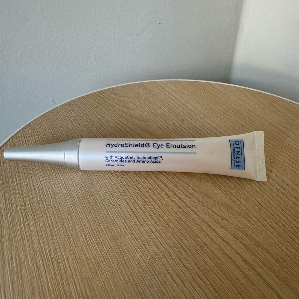 Dr. Denese hydroShield eye Emulsion